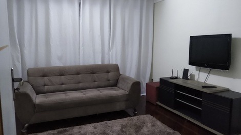 Temporada 03 habitaciones, 01 wc Mob. 05 minutos caminando playa Itaparica !!!