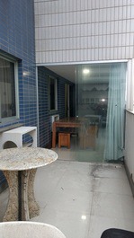 Temporada 03 qtos Edificio Amueblado frente a Praia Itaparica !!!