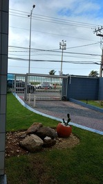 Temporada 03 qtos Edificio Amueblado frente a Praia Itaparica !!!