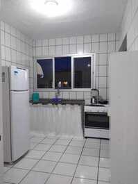 Temporada 03 qtos, 02 wc Mob. 05 minutos praia Itaparica andando!!!