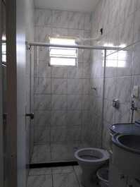 Temporada 03 qtos, 02 wc Mob. 05 minutos praia Itaparica andando!!!