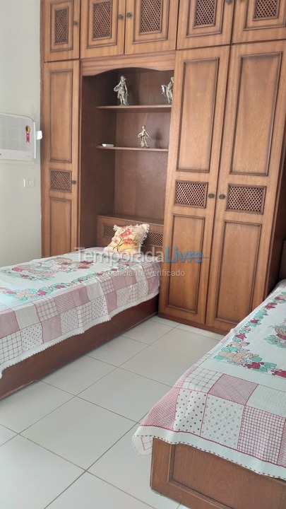 Apartment for vacation rental in Guarujá (Pitangueiras)