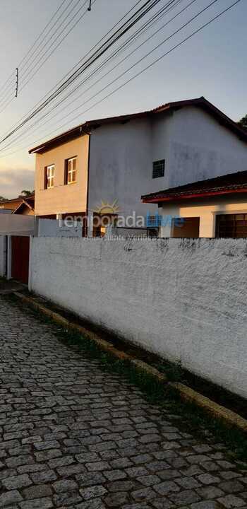 Casa para alquiler de vacaciones em Ubatuba (Centro)