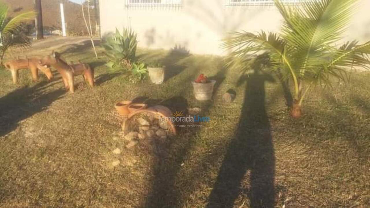 Chácara / sítio para aluguel de temporada em São José dos Campos (Buquirinha)