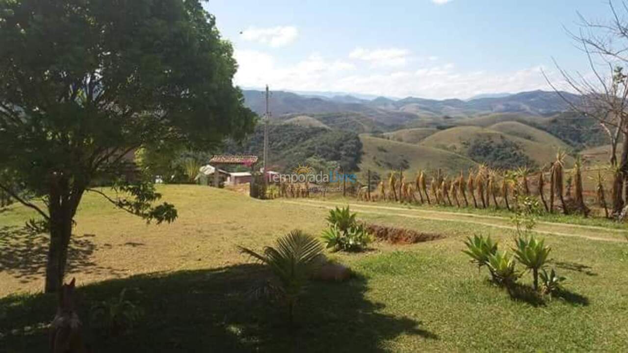 Chácara / sítio para aluguel de temporada em São José dos Campos (Buquirinha)