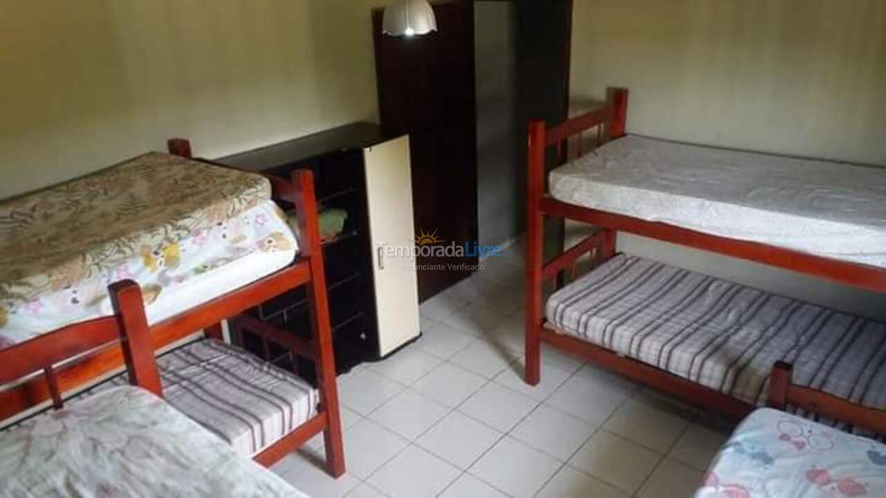 Chácara / sítio para aluguel de temporada em São José dos Campos (Buquirinha)