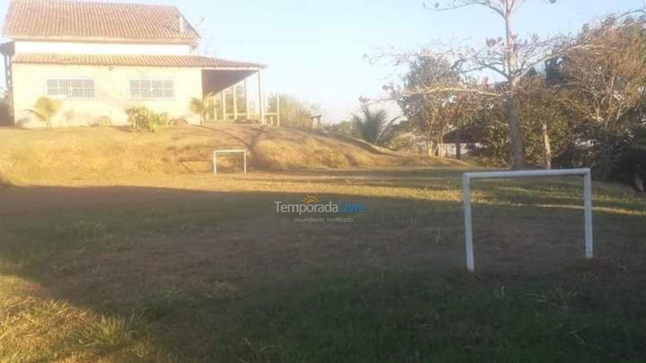 Chácara / sítio para aluguel de temporada em São José dos Campos (Buquirinha)