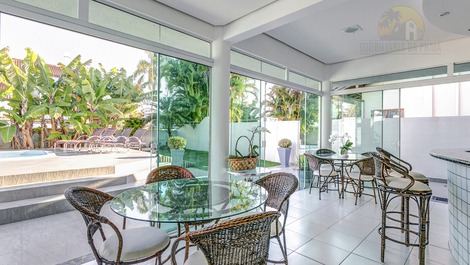 Casa excepcional com 05 suítes/Piscina/TARIFAS VERÃO SOB. CONSULTA!