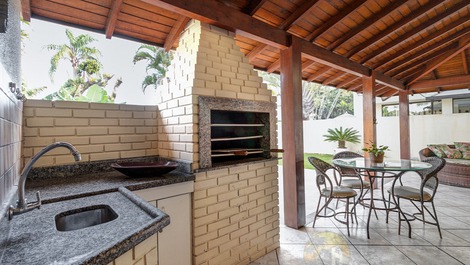 House with 05 bedrooms, SUMMER RATES ONLY BY CONSULTATION!