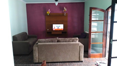 Beautiful house with wi-fi and swimming pool 380m from the beach