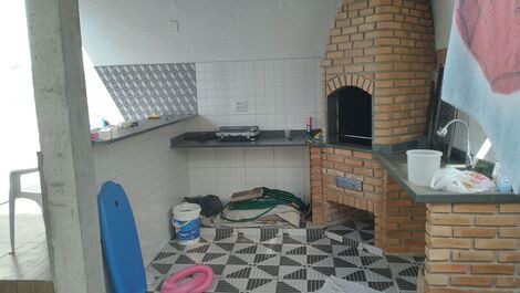 Beautiful house with wi-fi and swimming pool 380m from the beach