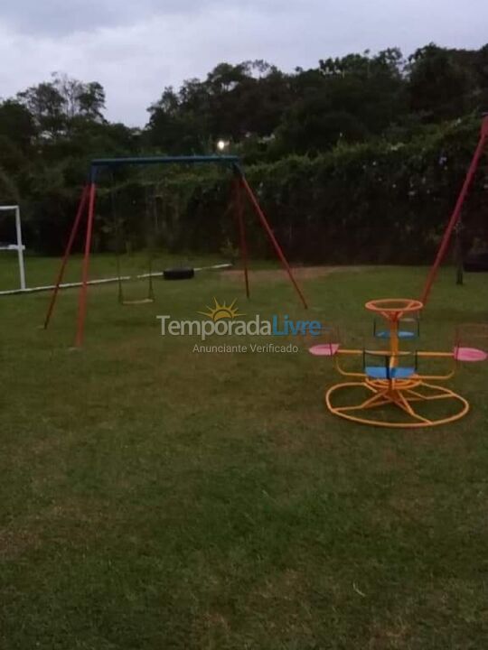 Granja para alquiler de vacaciones em Atibaia (Vitoria Regia)