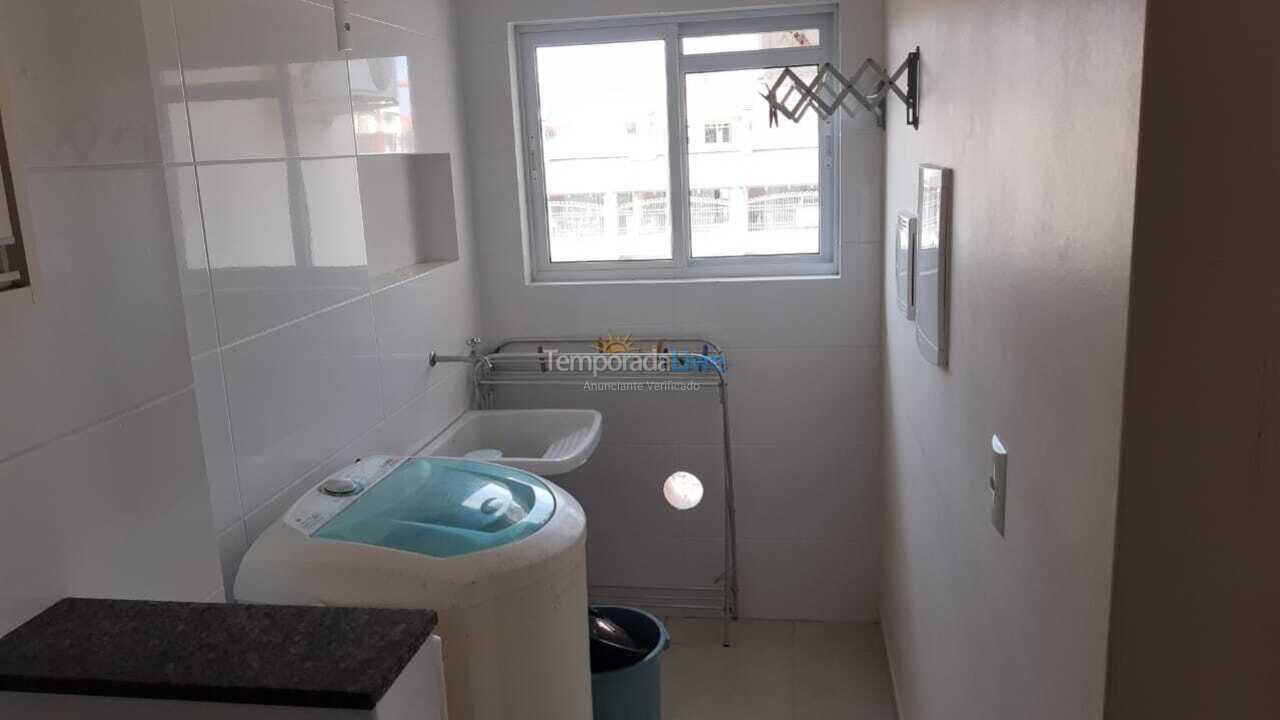 Apartamento para aluguel de temporada em Governador Celso Ramos (Praia de Palmas)