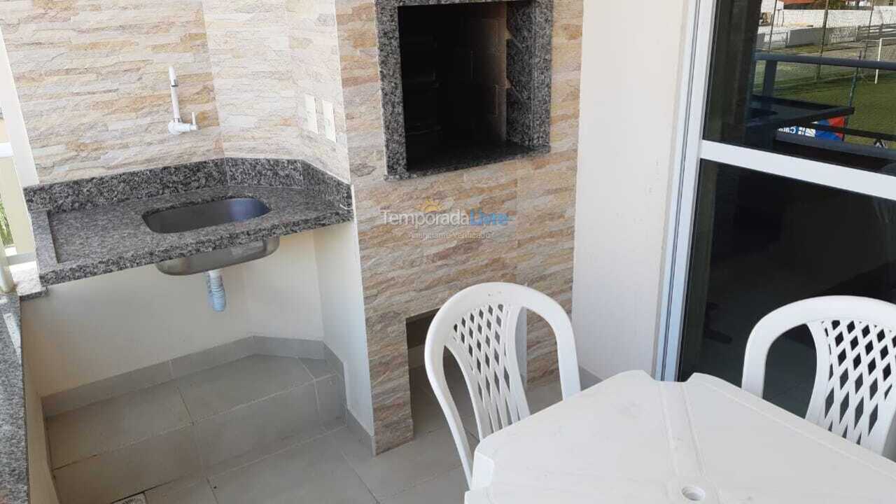 Apartamento para aluguel de temporada em Governador Celso Ramos (Praia de Palmas)