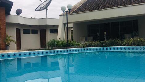 Casa con 4 suites - Módulo Riviera 19