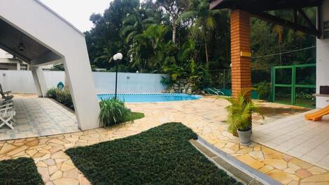 Casa con 4 suites - Módulo Riviera 19