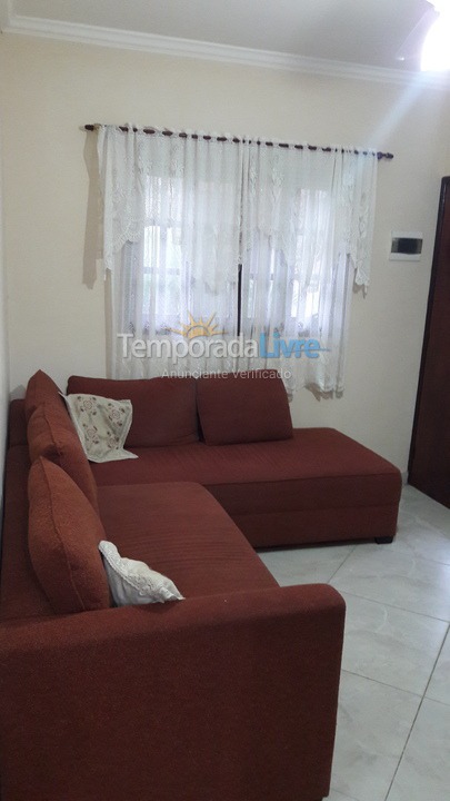 Casa para aluguel de temporada em Bertioga (Vista Linda)