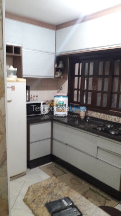 Casa para aluguel de temporada em Bertioga (Vista Linda)