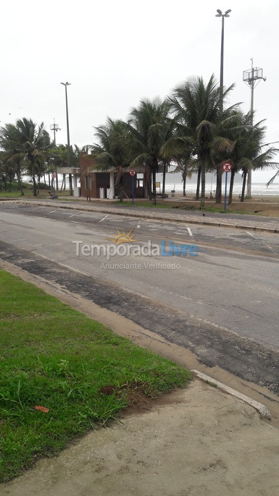 Casa para aluguel de temporada em Bertioga (Vista Linda)