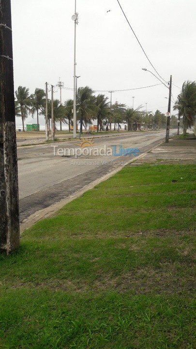 Casa para aluguel de temporada em Bertioga (Vista Linda)