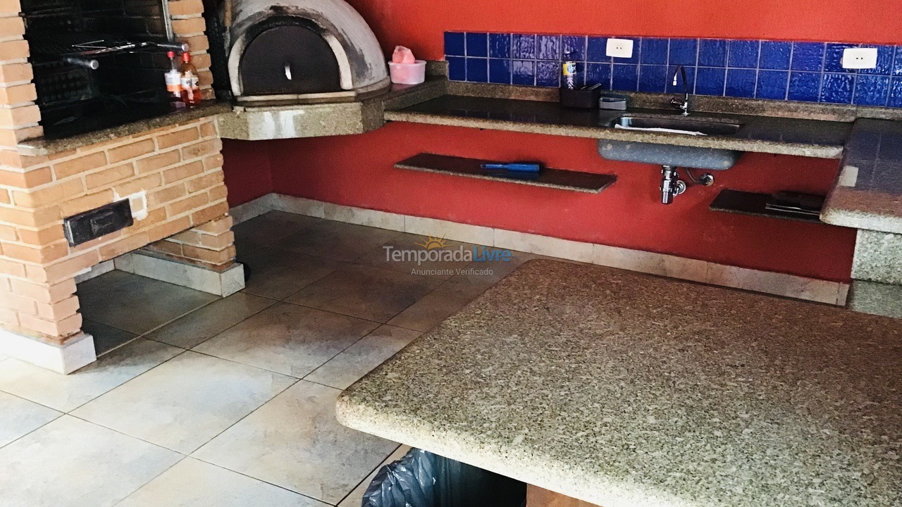 Casa para aluguel de temporada em Bertioga (Condominio Morada da Praia)