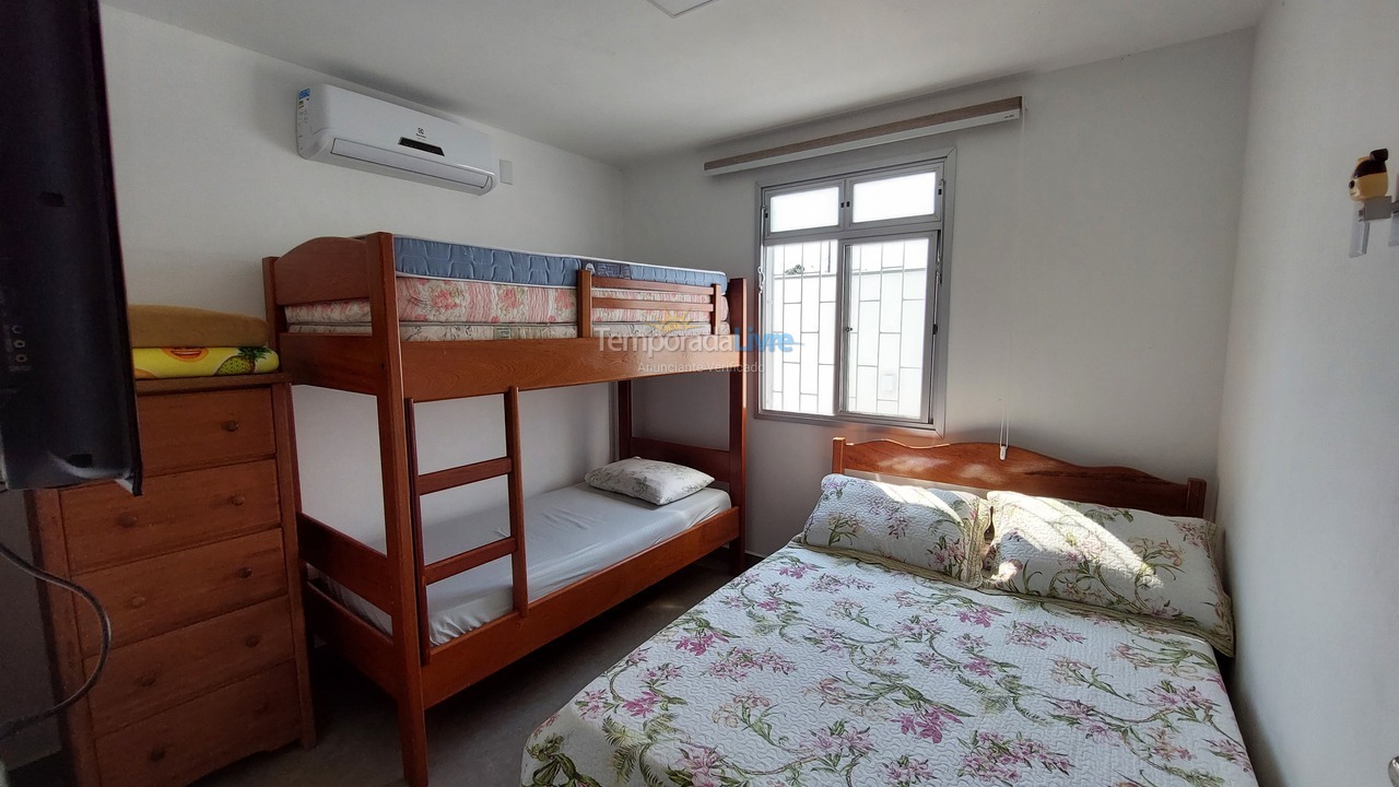 Casa para aluguel de temporada em Palhoça (Praia do Sonho)