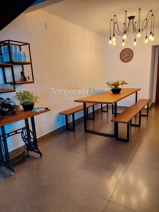 Casa para aluguel de temporada em Palhoça (Praia do Sonho)