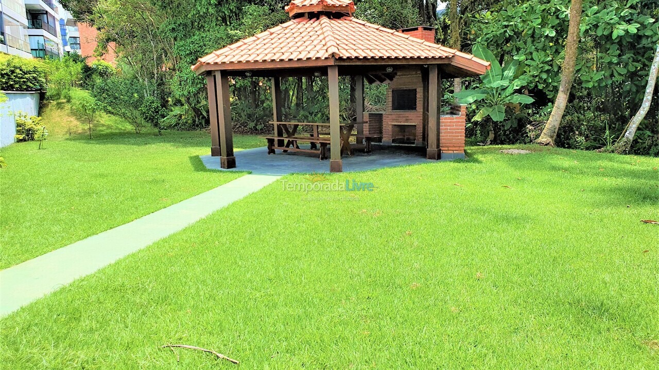 Apartamento para aluguel de temporada em Bertioga (Riviera de São Lourenço)