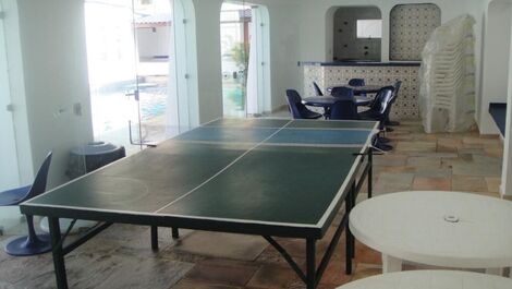 Apto 3 suites en Enseada Wi-Fi Netflix Prox Praia