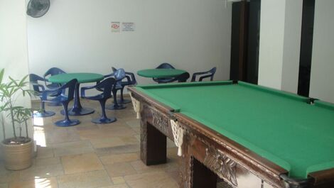 Apto 3 suites en Enseada Wi-Fi Netflix Prox Praia