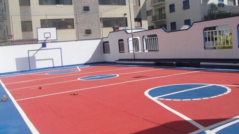 Apto 3 suites en Enseada Wi-Fi Netflix Prox Praia