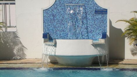 Apto 3 suites en Enseada Wi-Fi Netflix Prox Praia