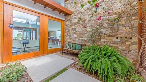 ALTO PADRÃO Centro Lagoa da Conceição - ALUGUEL POR TEPMPORADA