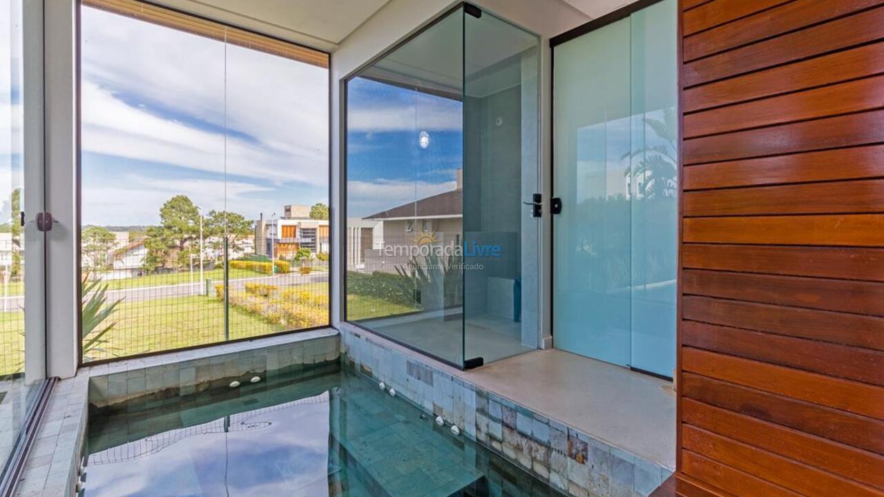 Casa para aluguel de temporada em Florianopolis (Lagoa da Conceição)