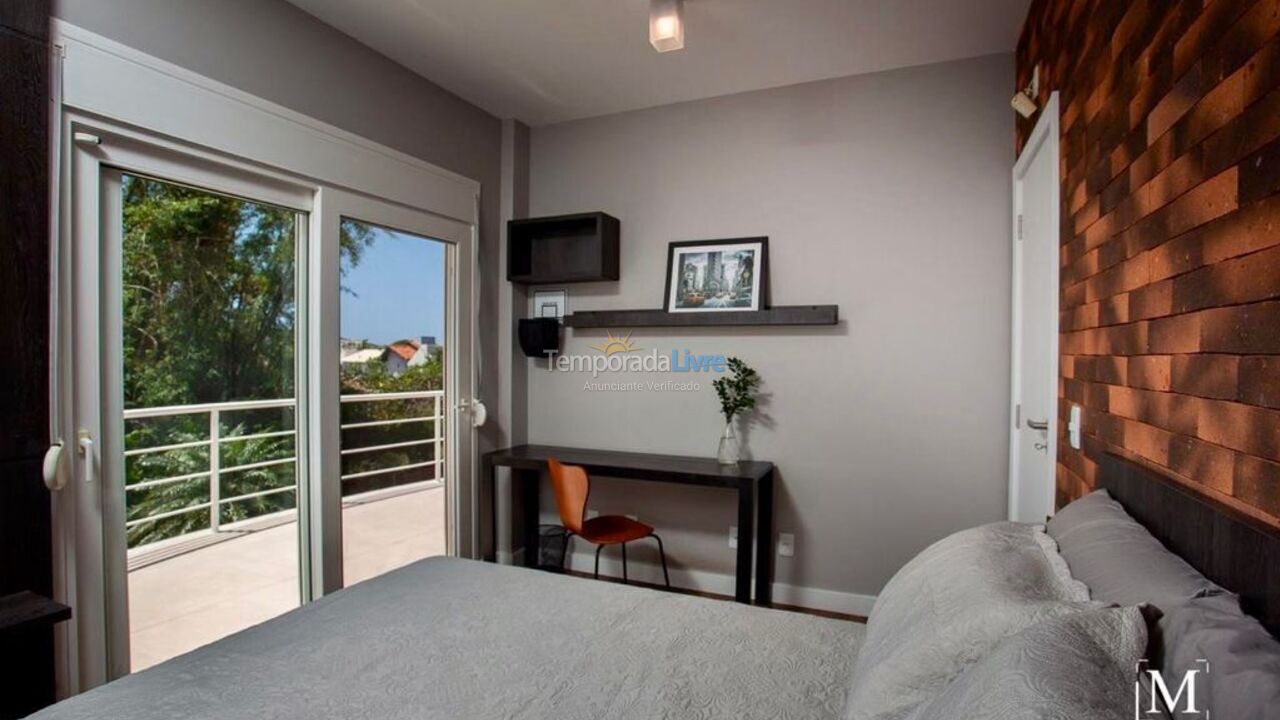 Casa para aluguel de temporada em Florianopolis (Lagoa da Conceição)