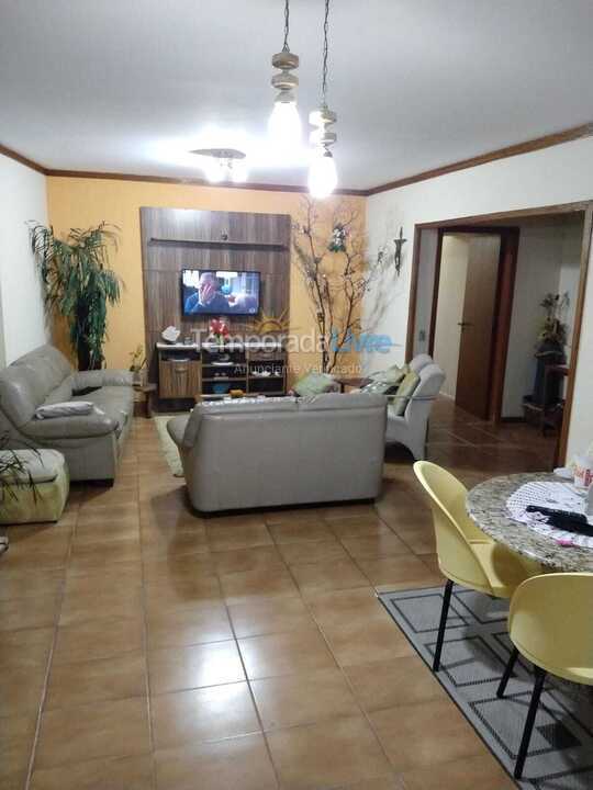 Apartment for vacation rental in Guarujá (Pitangueiras)