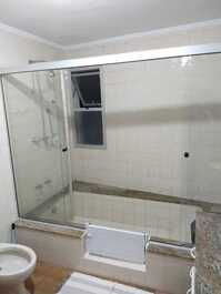 High standard apartment - Praia da Pitangueiras, 50m from the beach