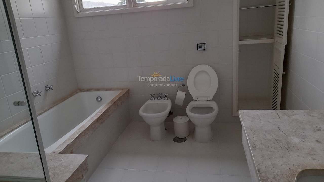 House for vacation rental in Guarujá (Praia do Pernambuco)