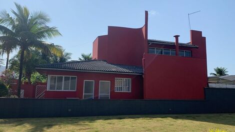 Casa ampla c/ Piscina e vista para montanhas