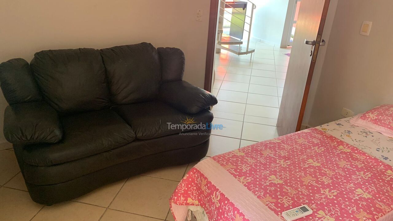 Casa para aluguel de temporada em Bertioga (Condominio Morada da Praia)