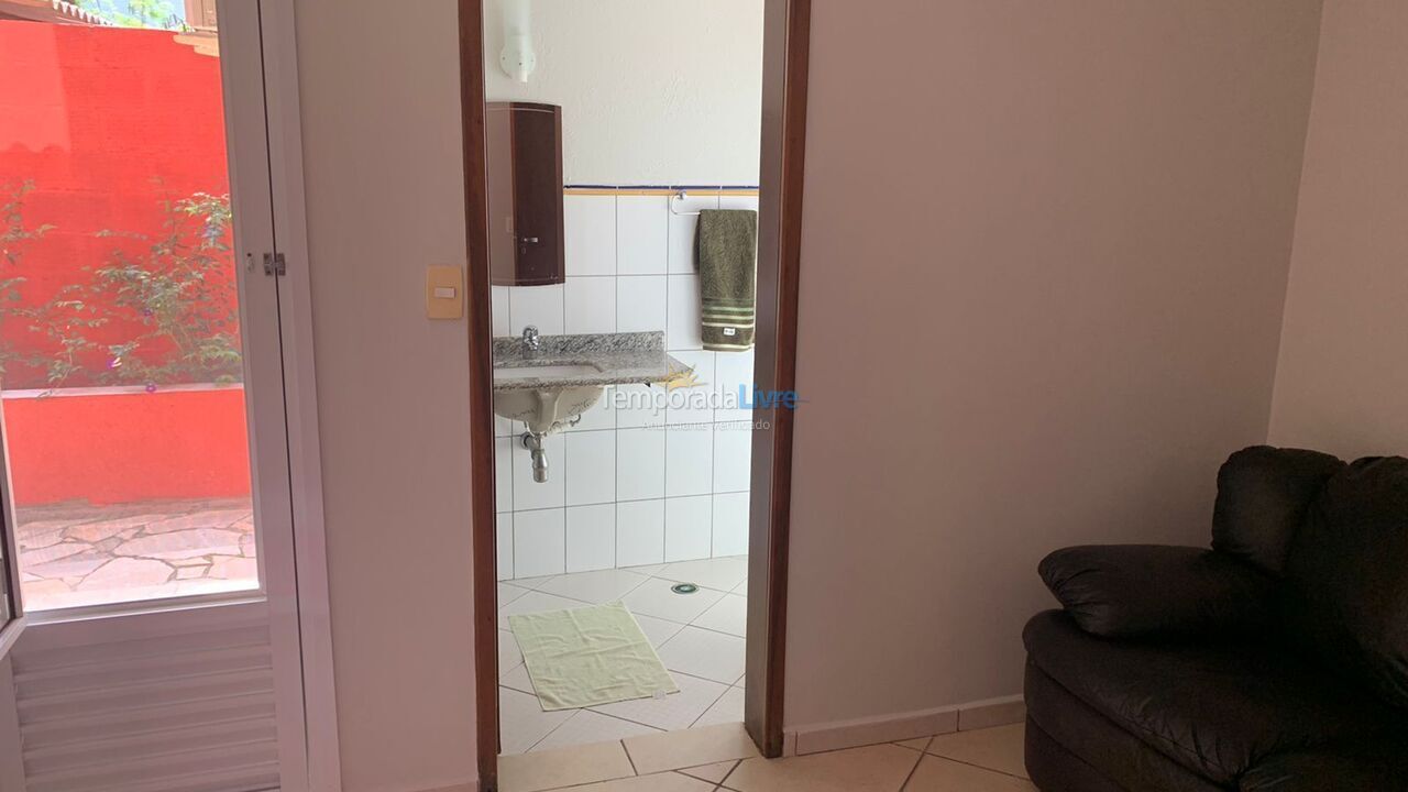 Casa para aluguel de temporada em Bertioga (Condominio Morada da Praia)