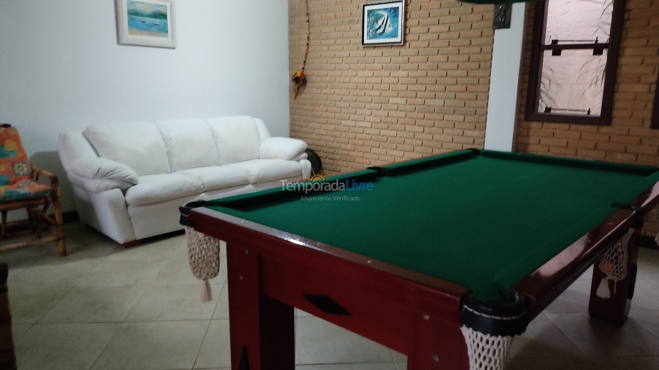 Casa para aluguel de temporada em Ubatuba (Lagoinha)