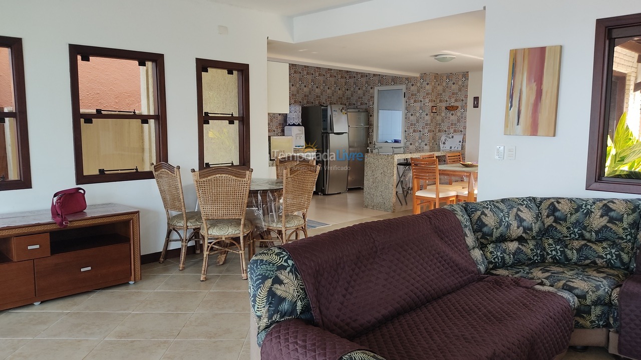 Casa para aluguel de temporada em Ubatuba (Lagoinha)