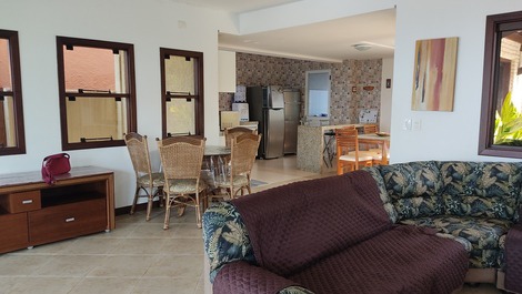 Praia da Lagoinha frente para o mar condomínio salga