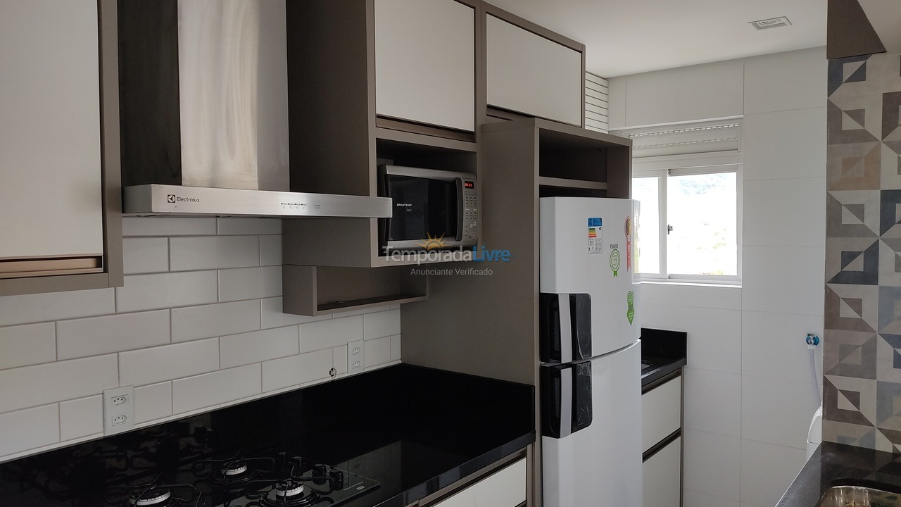 Apartment for vacation rental in Governador Celso Ramos (Praia de Palmas)