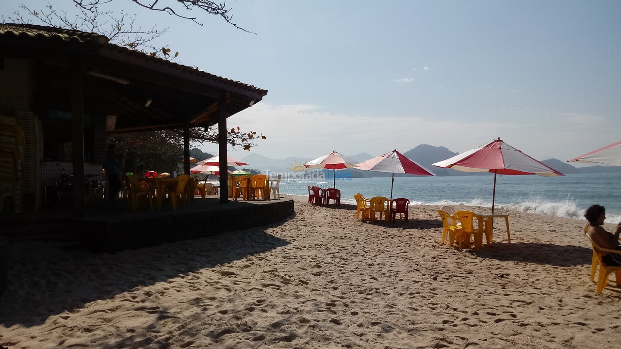 Apartamento para alquiler de vacaciones em Ubatuba (Praia das Toninhas)
