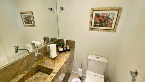 Ed. Lumiere: 4 suites / barbacoa / aire acondicionado