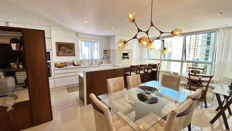 Apartamento para alugar em Balneário Camboriú - Praia Central