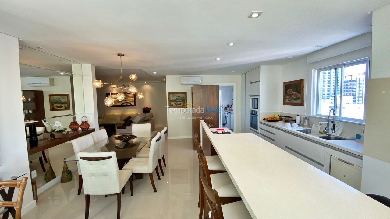 Apartamento para alquiler de vacaciones em Balneário Camboriú (Praia Central)