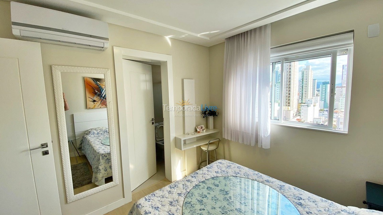 Apartamento para alquiler de vacaciones em Balneário Camboriú (Praia Central)